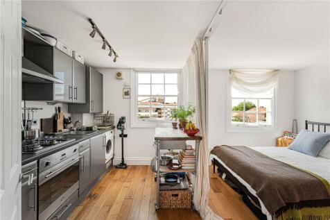 Reception/Kitchen