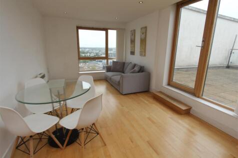 Living Room.JPG