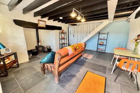 PHOTO-2025-04-07-20-12-54 (15).jpg