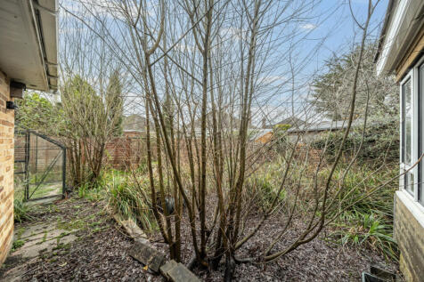 1411415-5-698b3c3...