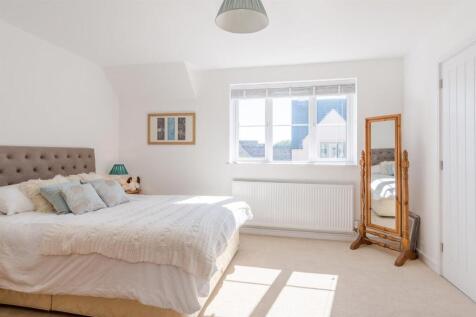 4, Old Farm Close, Hullavington, SN14 photo 4