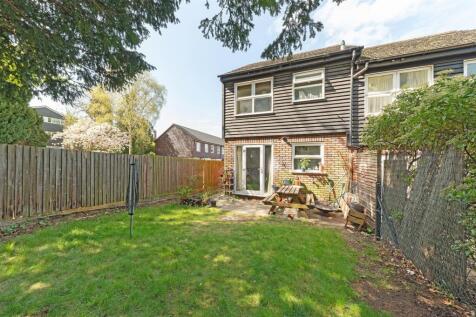 Village Row, Sutton12.jpg