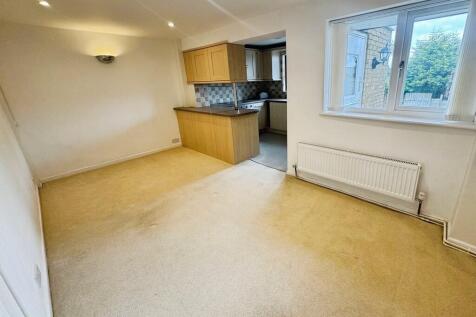Whitefield Avenue, Norden photo 3