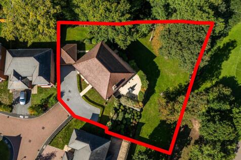 20 Pickwick Gardens-Drone-2.jpg