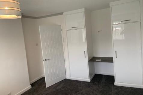 Elmsleigh Road, Heald Green, Stockport,  SK8 3UE photo 4