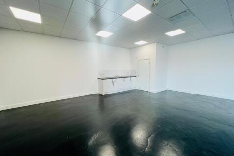 Trade Counter to rent Image 11