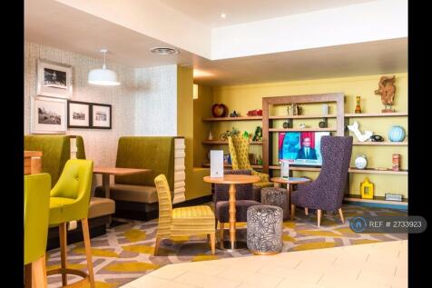 Building Foyer Has Super Lounge