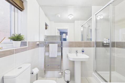 Superbly Appointed Shower Room