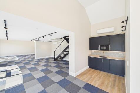Office to rent Image 3