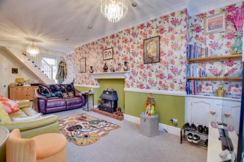 Through Lounge Diner