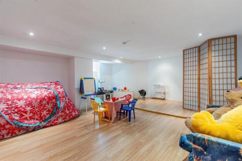 A21 - Bridge Road Torquay, Olivet - 250814.jpg