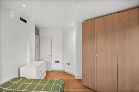 Principal Bedroom, Angle 2