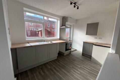 Daw Green Avenue, Crigglestone, Wakefield, WF4 photo 3