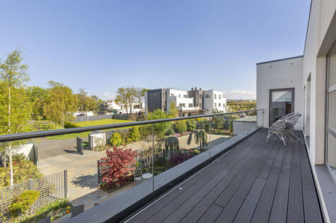 5 bed, 5 bath Detached in Edinburgh - Photo 36