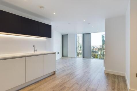 2-bed flat on Three50, Silvercroft Street, Manchester, £2,000/mo