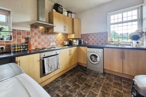 Flat B  16 Calverley Lane, Horsforth photo 3