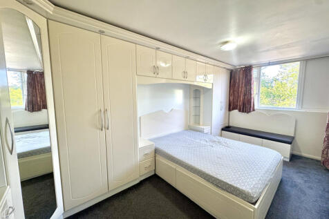 Thurlestone Court, Howard Road, Southall, UB1 photo 3
