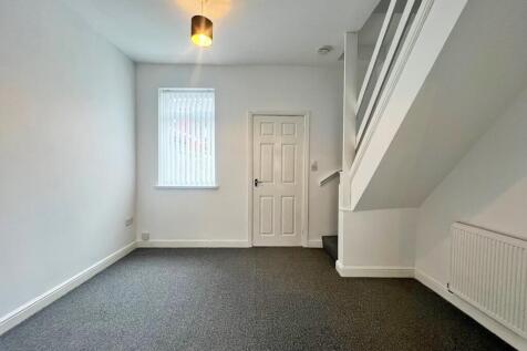 Bower Street, Widnes photo 4
