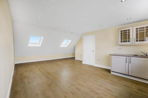 Principal Bedroom / Loft