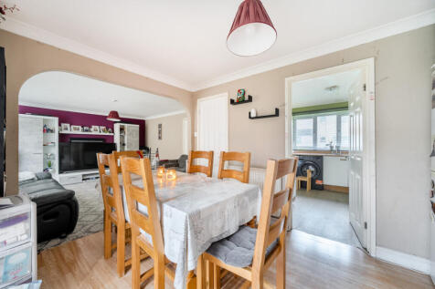 1388904-9-6942e50...