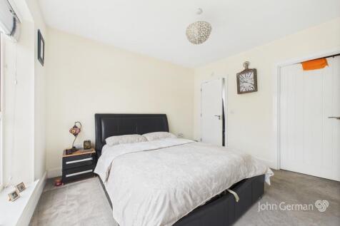 CAM05058G0-PR0174...