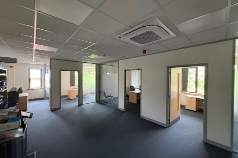 Office to rent Image 6