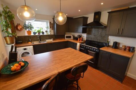 Re-Fitted Kitchen