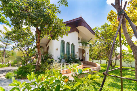 4 Bedroom Villa For Sale - Sala Kamreuk, Siem Reap