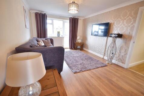 Lounge / Dining Room