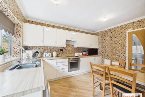 Kitchen / Breakfast Room