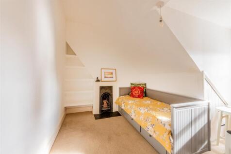 18 Newtown Road-23.jpg