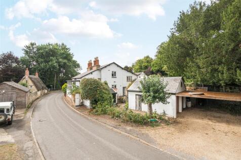 Castle Mound, 15 High Street, Lois Weedon