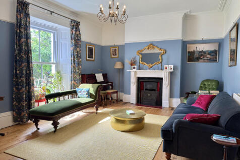 Elegant Sitting Room