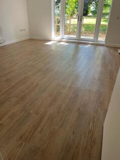 High Street, Wymington photo 4
