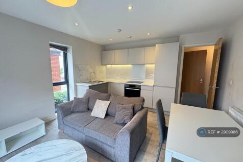 Living Area &amp; Kitchen
