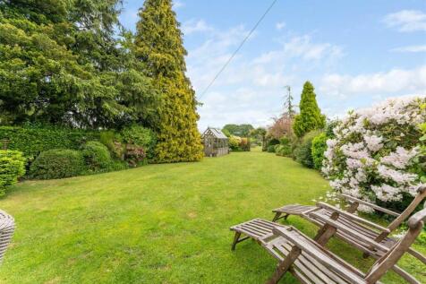 132 Earlswood Common_2.jpg