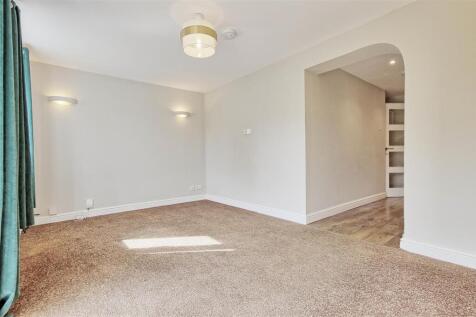 Living Room 3 NEW.jpg