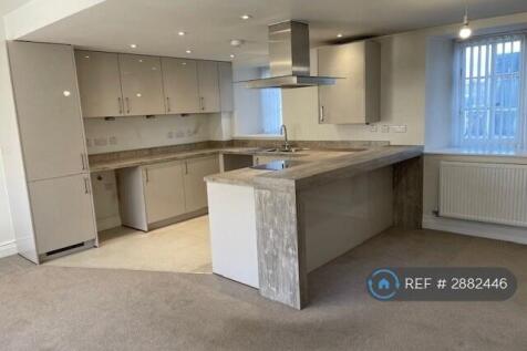 Kitchen / Dining