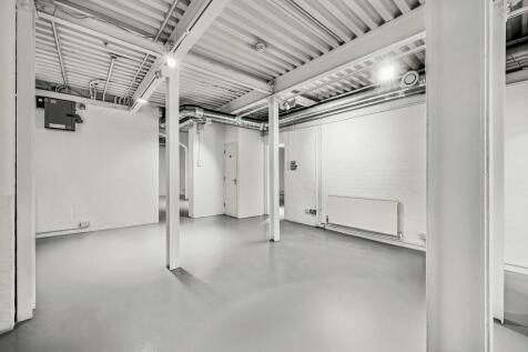 OFFICE 11.jpg