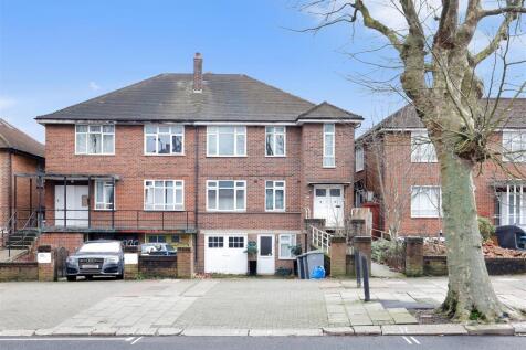 London, NW2 - property photo