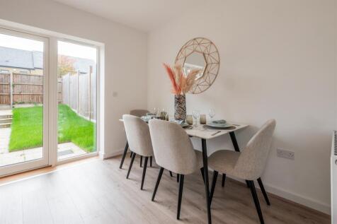 Barnfield Way, Harlow, CM17 photo 4