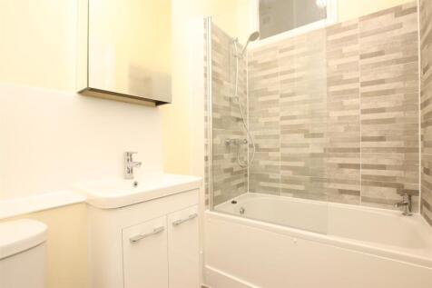 Bathroom.JPG