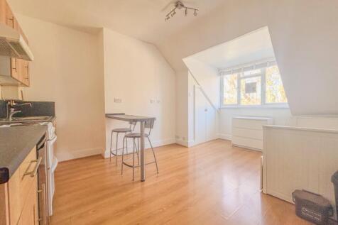 Studio/Kitchen