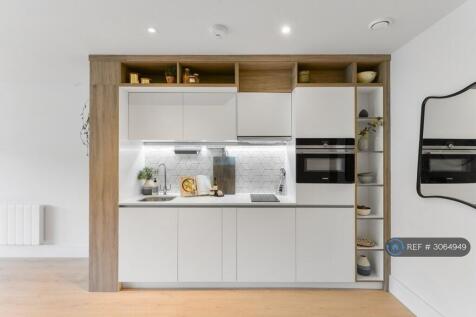 Capella Court, Purley, CR8 photo 5