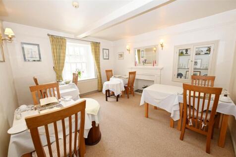 ¿Guest¿ DINING ROOM