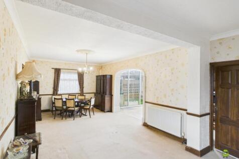 Presented by Kevin at EweMove Bexleyheath and Dart