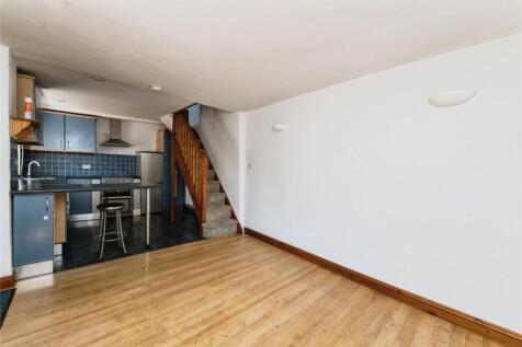 Parsonage Lane, Silverton photo 3
