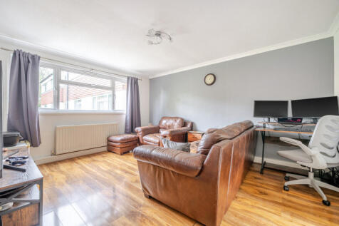 1369469-9-68efad6...