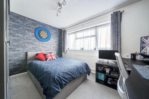 1320905-22-686e54...