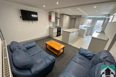 5-bed terraced on Hubert Road, Birmingham, £616/mo